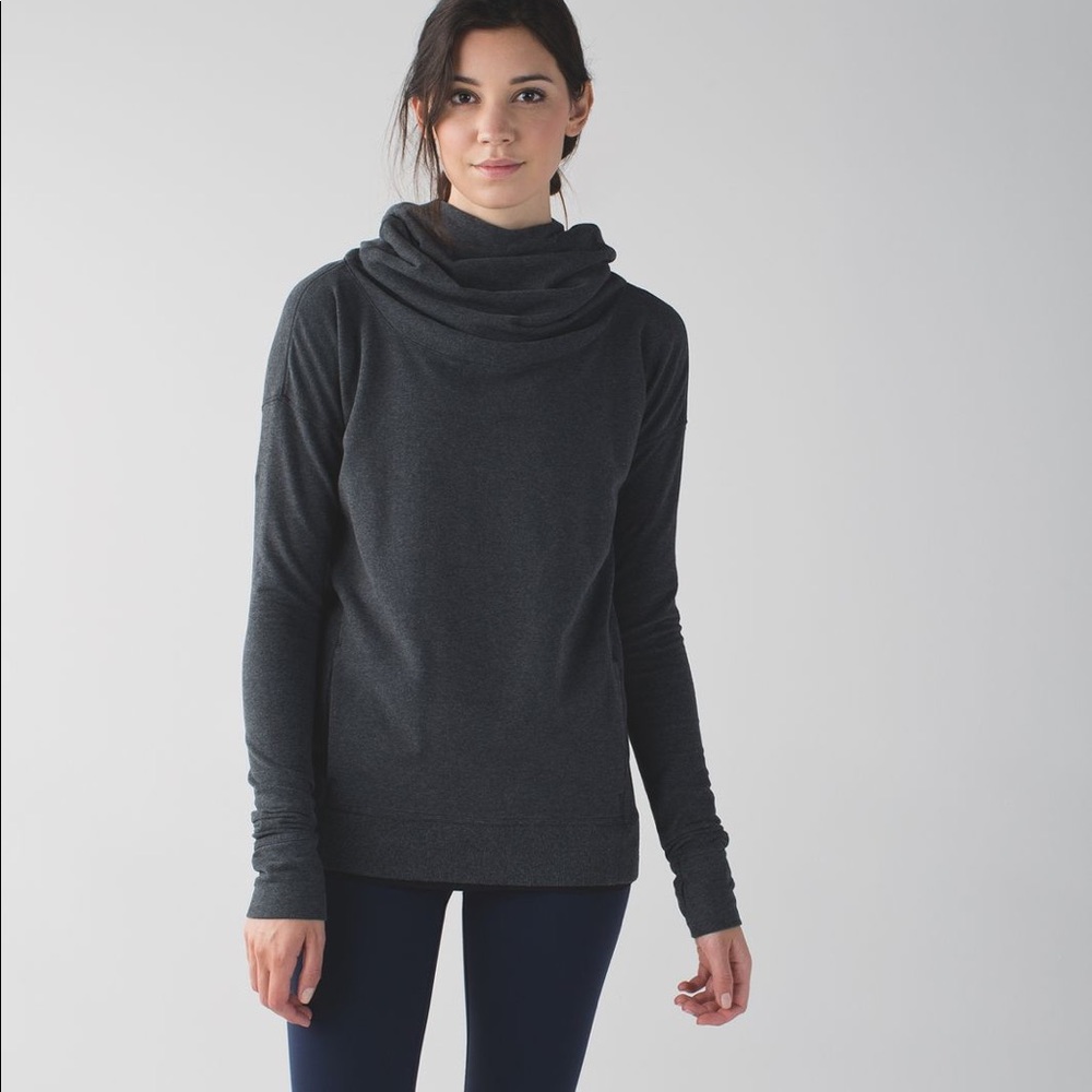 Lululemon turtleneck